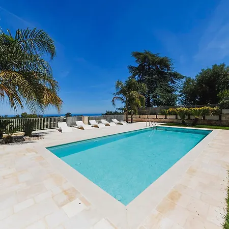 Βίλα White Stone Luxury Padresergio