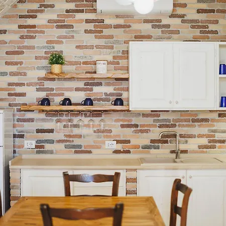 Βίλα White Stone Luxury Padresergio